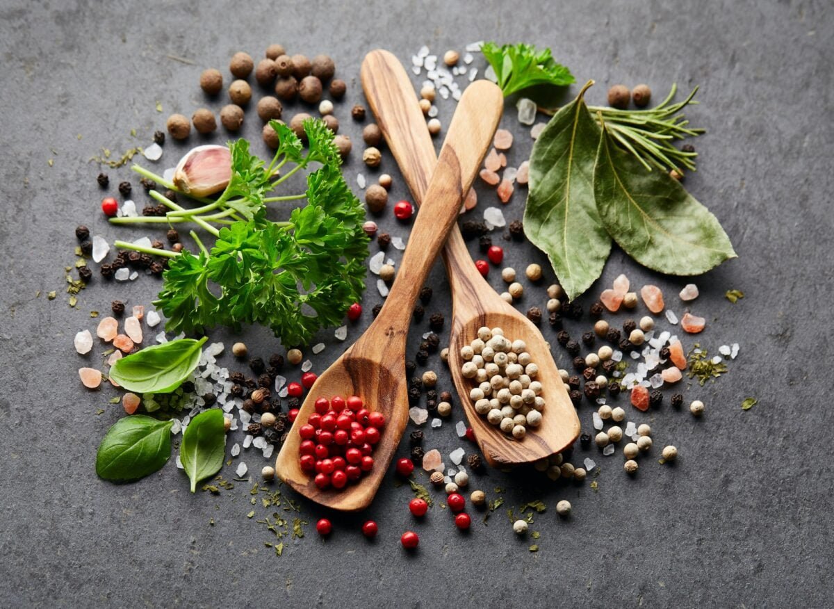 10 épices et herbes aromatiques pour renforcer son système immunitaire